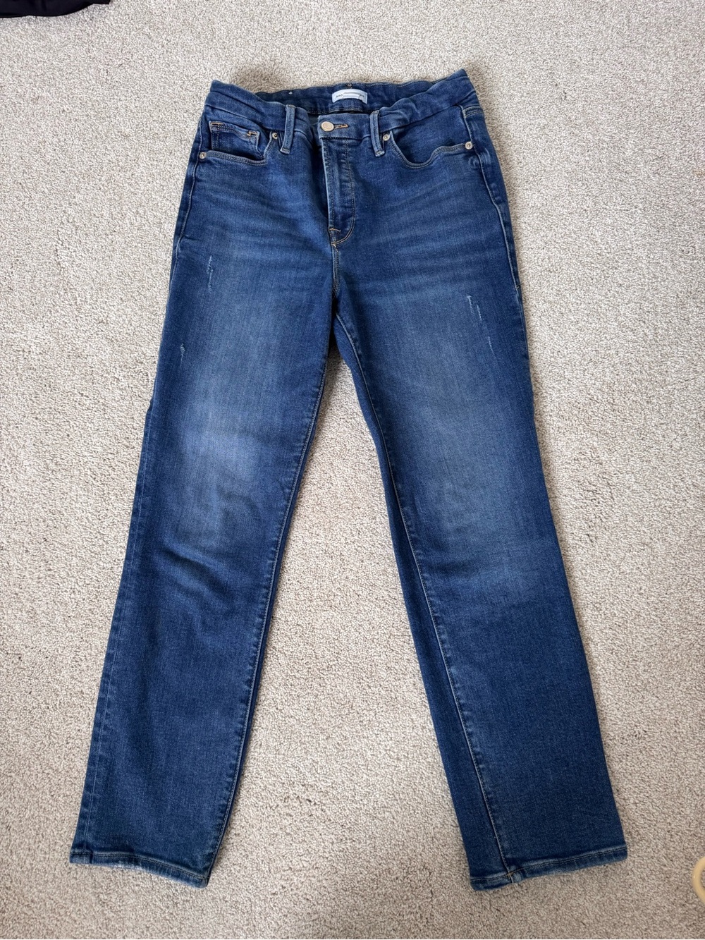 Good American Straight-Leg Jeans in Dark Blue Wash